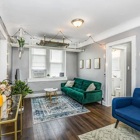 City Experience W Ac Walking Distance From Bars